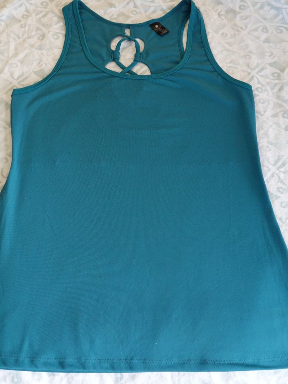 Yogalicious tank top, size M, color green